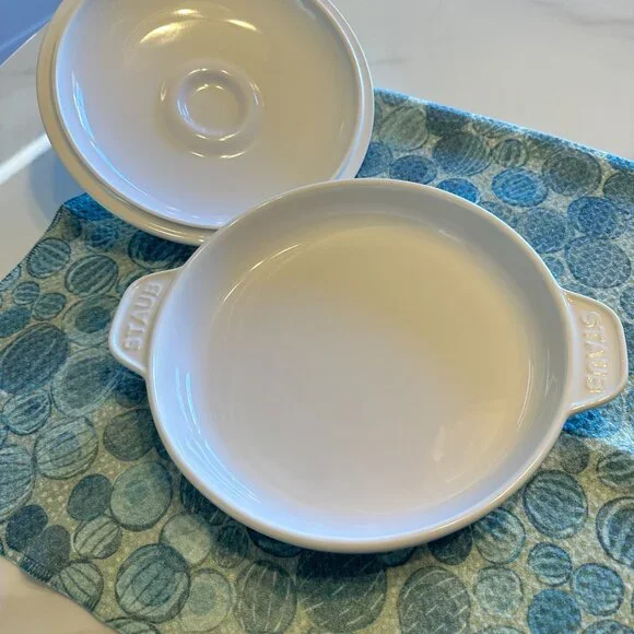 Staub Ceramic 8-inch Round Covered Brie Baker - White - Picture 4 of 5